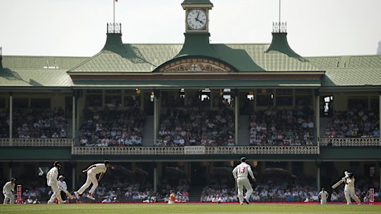 Crowds exceeding 35,000 are expected for the first three days of the Sydney Test.