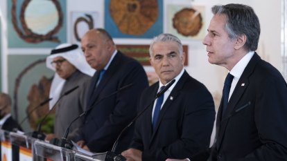 In groundbreaking meeting, Israel, US and Arab countries signal greater cooperation