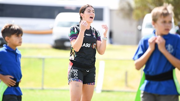 Scott Prince hasn't just been helping Regan Hart with her football, but learning about her Kalkadoon people as well.