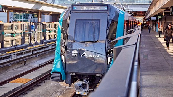 Services on the metro line ground to a halt for the second time on Tuesday evening. 
