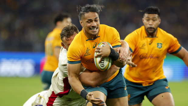 Pete Samu scored a late try for the Wallabies in a memorable game. 