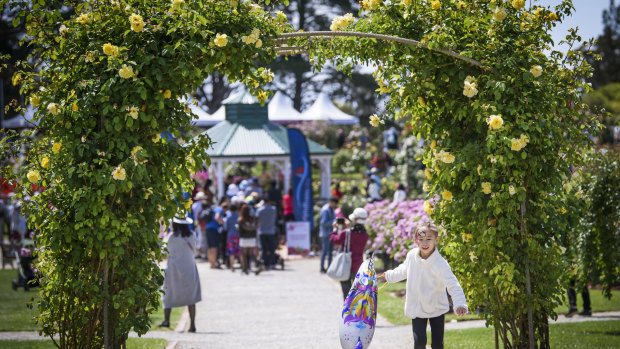 The show, at the Victoria State Rose Garden, will feature displays, plant-care demonstrations and tours.