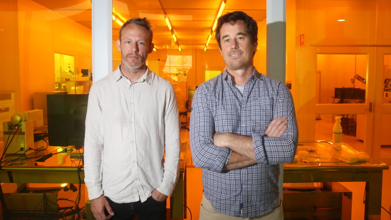 How The Invisible Man Makes Invisibility Seem Possible Watch the invisible man online full movie, the invisible man full hd with english subtitle. how the invisible man makes