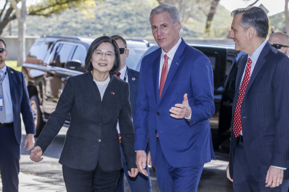 US House Speaker Kevin McCarthy welcomes Taiwanese President Tsai Ing-wen as she arrives at the Ronald Reagan Presidential Library in Simi Valley, California, in April 5.