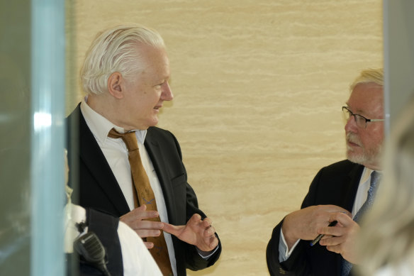 WikiLeaks founder Julian Assange with Australia’s US ambassador Kevin Rudd.