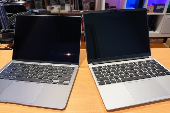 The Framework Laptop (right) and a 2020 MacBook Air.