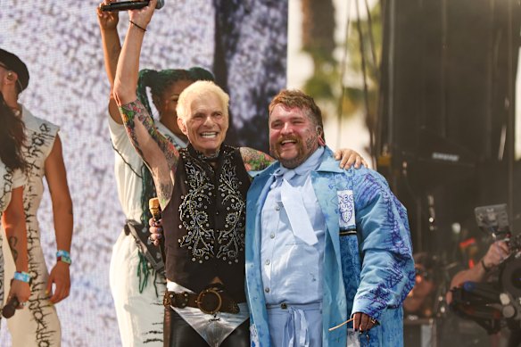 Teddy Swims brought out Van Halen singer David Lee Roth during his Coachella performance.