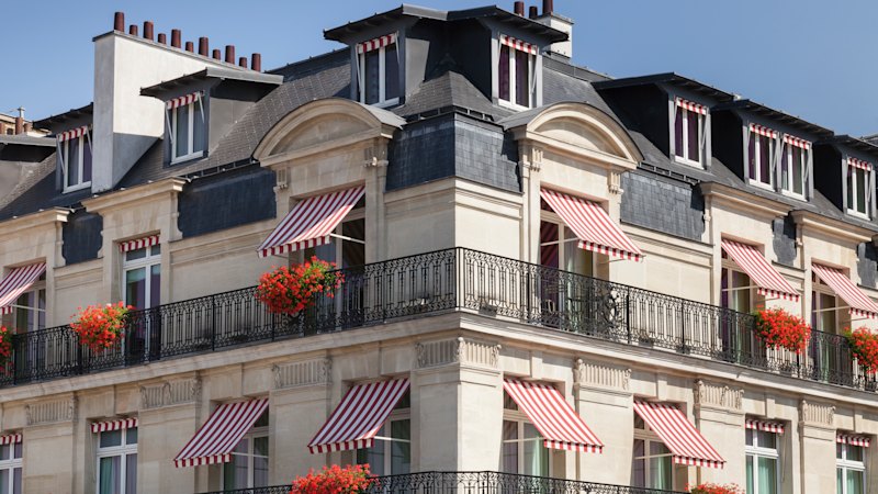 Le Bristol Paris’ Room 106 “vanishes” as tribute to Second World War friendship