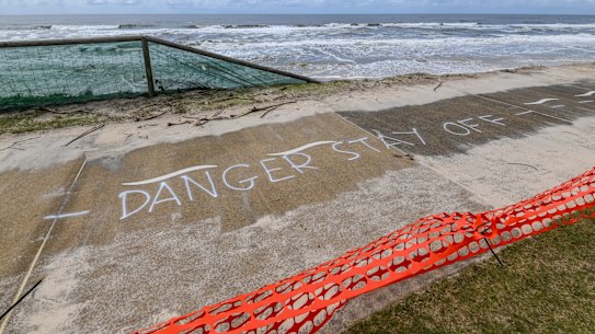 The Queensland government and Gold Coast council will work to restore beaches along the tourist strip.