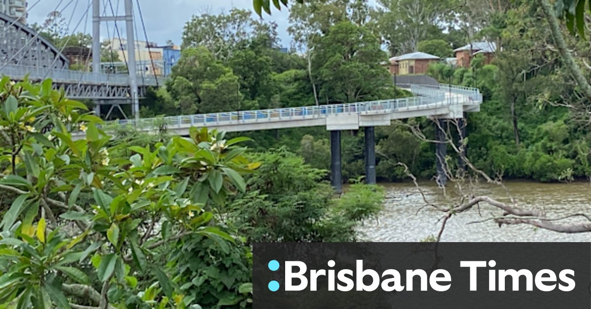 Communities wanting another bridge at Indooroopilly might need two: Schrinner - Vimarsana News