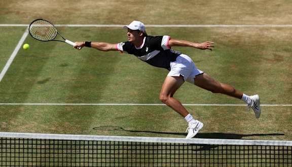 Alex de Minaur will arrive at Wimbledon in red-hot form.