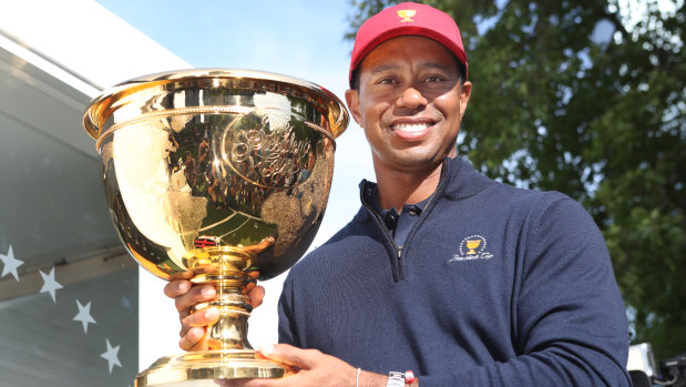 Tiger Woods with the Presidents Cup in Melbourne.