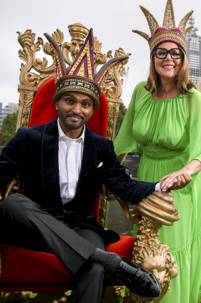 Nazeem Hussain and Julia Morris after accepting their Moomba crowns. 