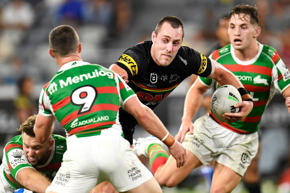 Isaah Yeo has let the Rabbitohs push ahead by six with just 15 minutes to go. 