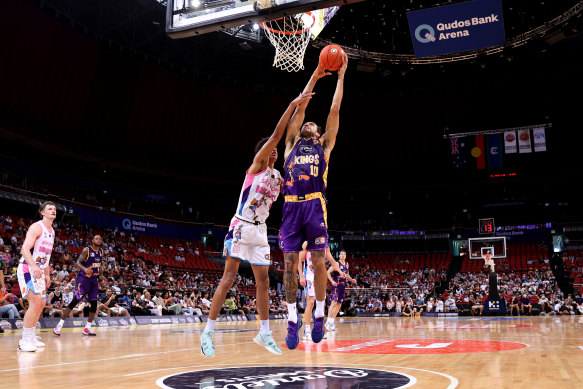 The Sydney Kings managed to give up a ten point lead with just five minutes remaining in the game.