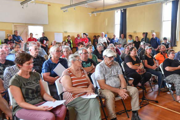 Post-bushfire planning meetings had to move from town halls to online when the pandemic hit.