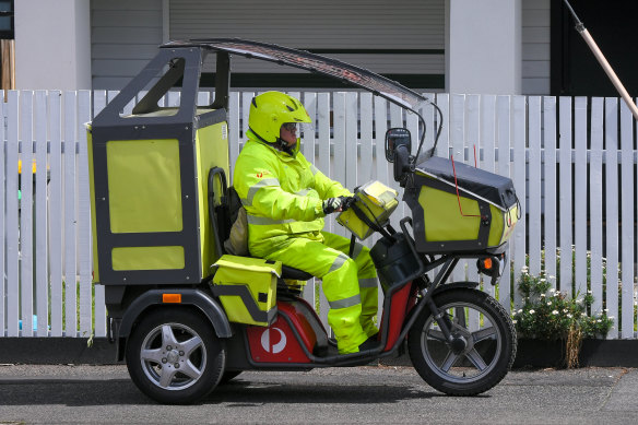 Australia Post’s electric delivery vehicles have replaced motorbikes to help reduce emissions.