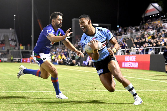 Ronaldo Mulitalo crosses for one of his two tries against the Warriors in Redcliffe.