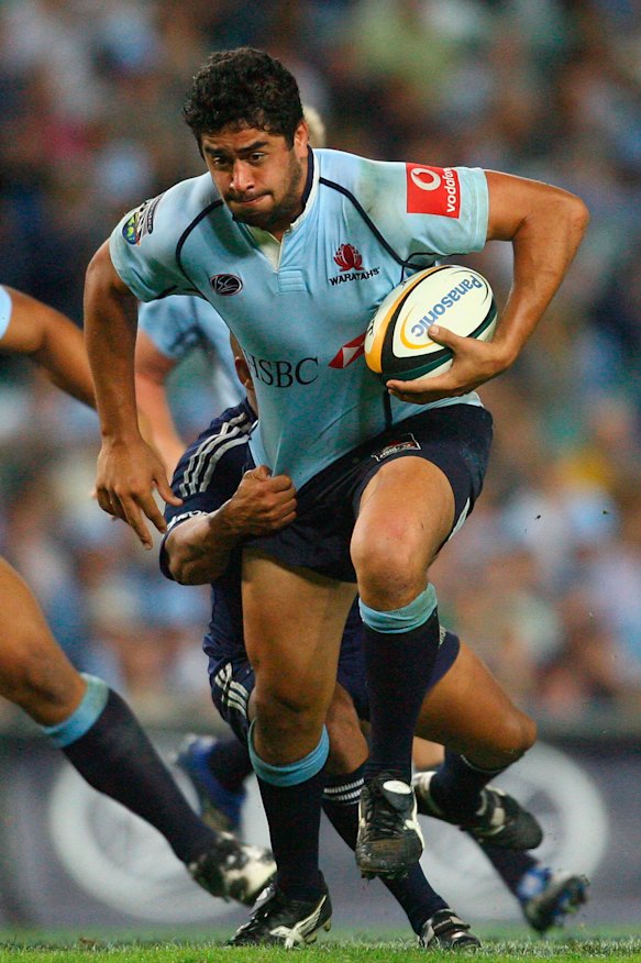 Morgan Turinui playing for the Waratahs in 2007.