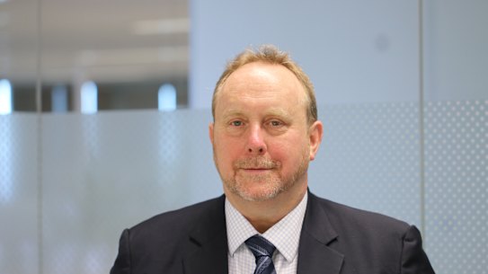 Paul Murphy, a senior manager at Vanguard Australia, says that, overall, self directed super fund members have a greater chance of particularly poor returns. 