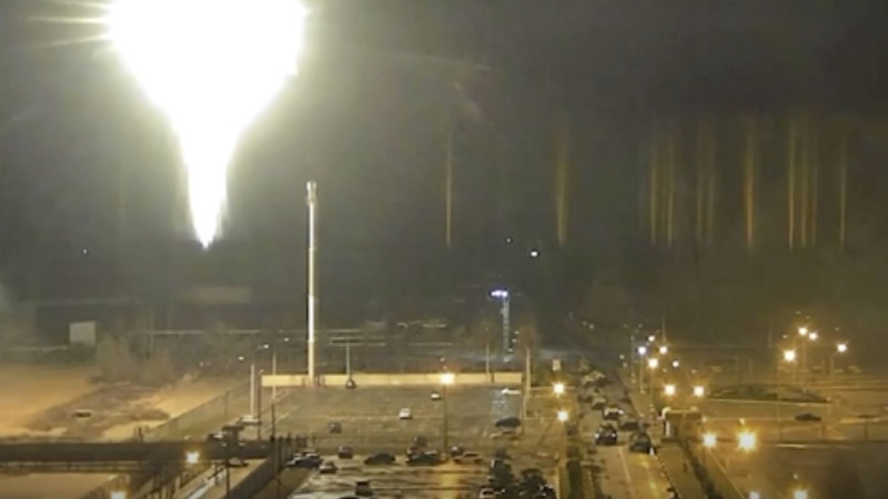 'Terör eylemi': Topçu mermileri Ukrayna nükleer santralindeki elektrik hatlarına çarptı