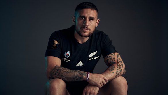 All Blacks star TJ Perenara is on the verge of joining the Sydney Roosters mid-season.