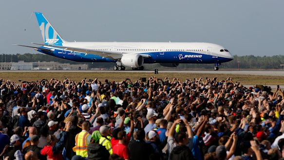 Boeing employees at North Charleston during the Dreamliner's first flight.