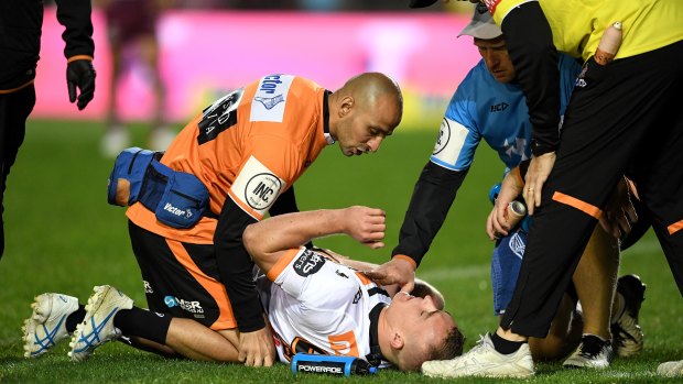 Wests Tigers hooker Jacob Liddle suffered a suspected ACL tear on Thursday night.
