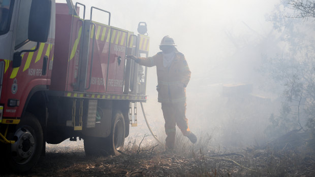 Crews burning containment lines at Colo Heights, in an attempt to get ahead of bushfires in the coming week. 