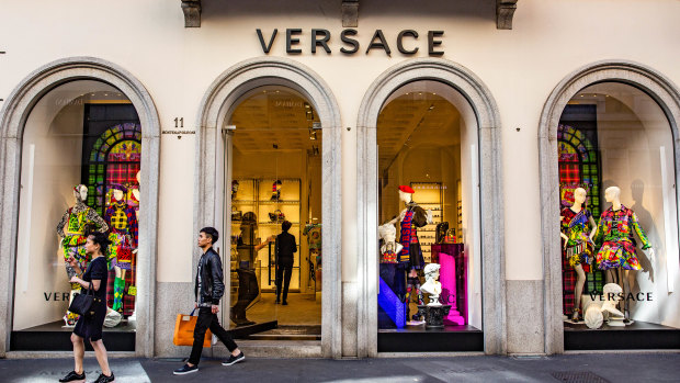 Michael Kors close to buy Versace - Retail in Asia