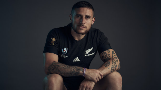 All Blacks star TJ Perenara has confirmed his interest in joining the Roosters in the NRL.