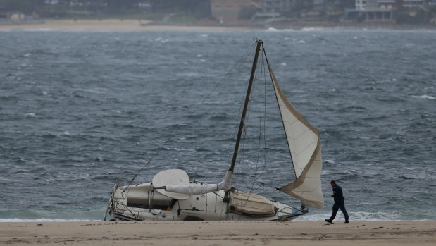 A woman alerted authorities after a yacht capsized near Kurnell on Monday morning.