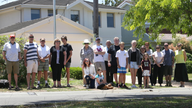 Residents opposed the proposed Telstra telecommunications facility in Castlenau Street, Caringbah South.