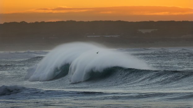 Early morning at Wanda beach.