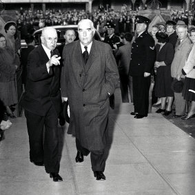 Prime Minister Robert Menzies arriving at the funeral for Labor leader, Ben Chifley, in Bathurst on 17 June 1951.