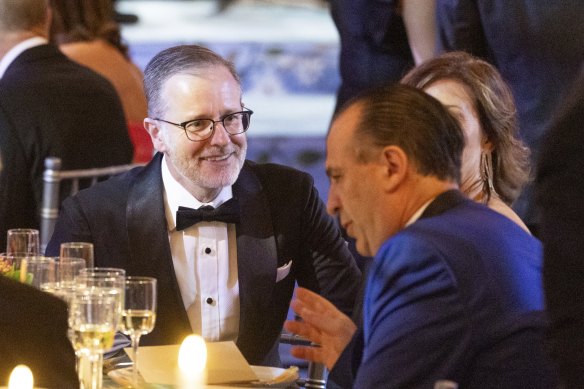 Peter V’landys talks with Anthony Albanese’s chief of staff Tim Gartrell during the state dinner at the White House.