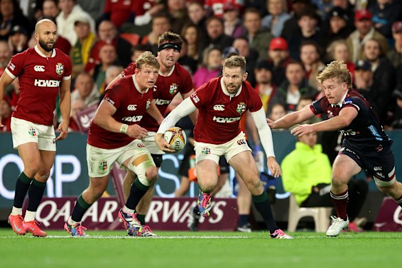 Elliot Daly of the British & Irish Lions charges upfield