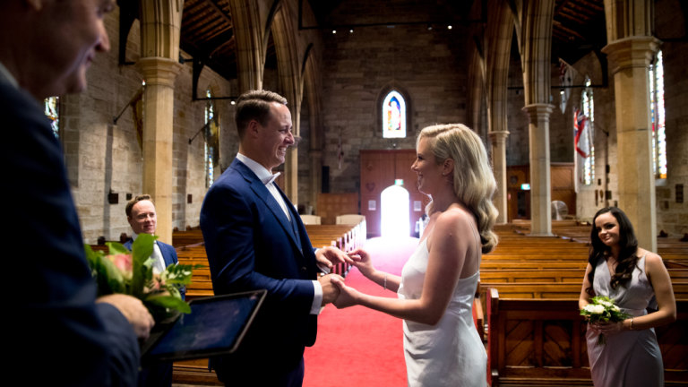 Coronavirus Australia Wedding Couples Struggle To Get Refunds On