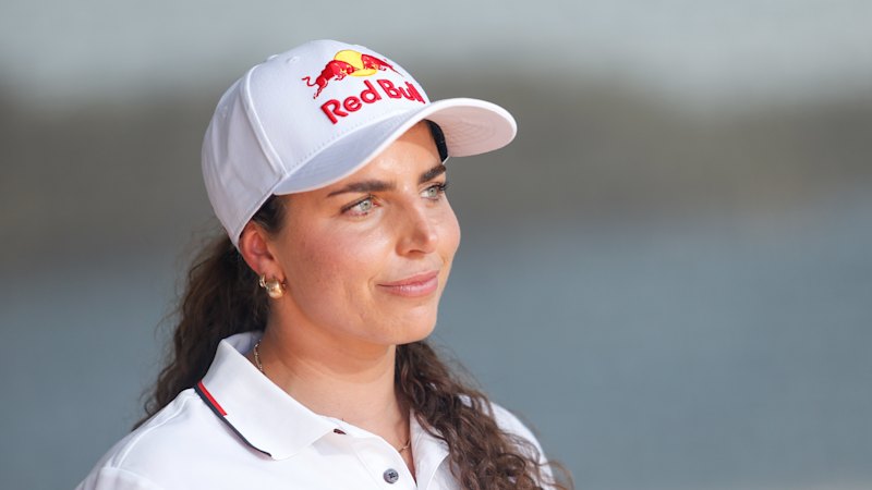 Devastated but resilient, Jess Fox withdraws from home world champs after tumour removal