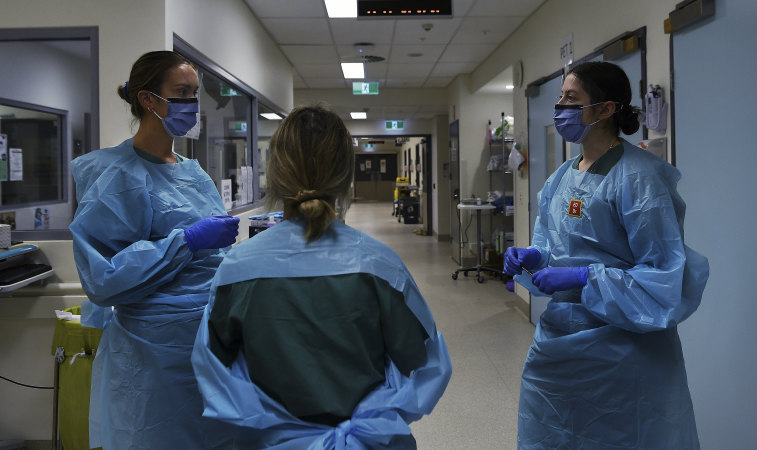 Coronavirus Nsw Records Seven Covid 19 Cases Face Masks Subject To New Rules In Nsw Hospitals