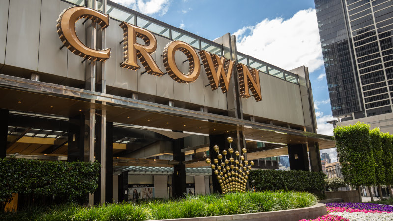 Crown Resorts keeps its Melbourne casino licence  for now – Monash Lens