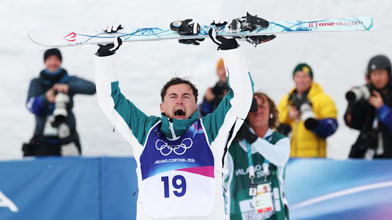 Woods upsets moguls legend to deliver Australia’s first gold