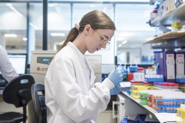 Researchers at the University of Oxford working on a promising coronavirus vaccine, which Australians will get for free if it is proven to work.