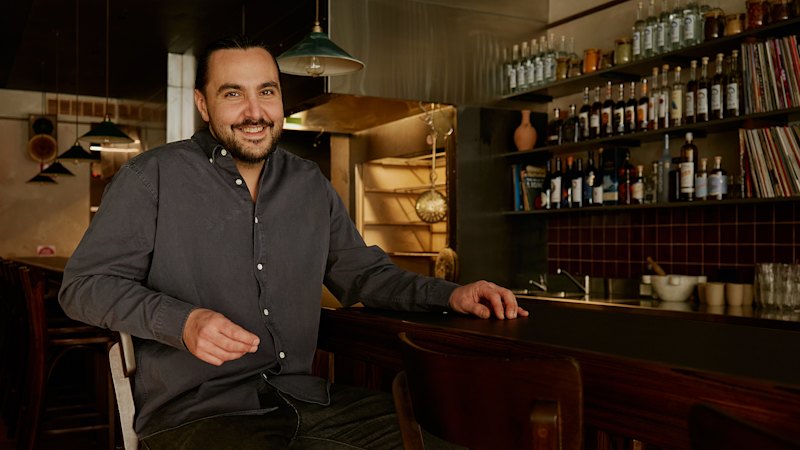 Chef Tom Sarafian showcases favorite dishes as guest judge on MasterChef Australia (australia) — SMH