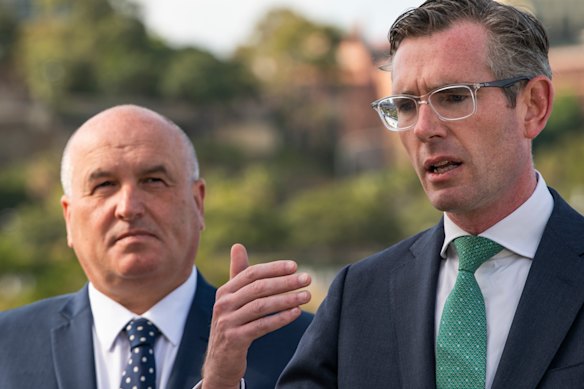 Transport and Veterans Minister David Elliott has slammed Premier Dominic Perrottet’s proposed reform of poker machines warning it will simply push problem gambling elsewhere.