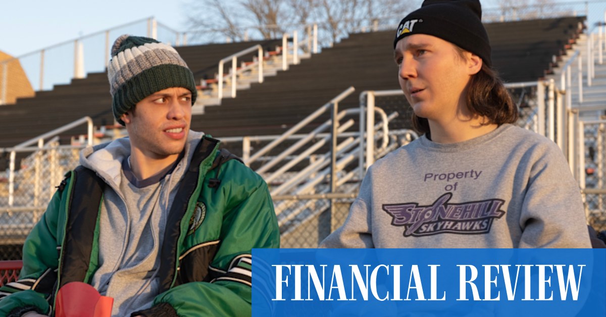 Film review: Dumb Money is a miraculous one-off fairy tale - Vimarsana News