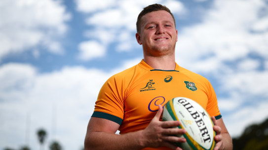 Angus Bell has re-signed with Australian rugby for the next four years.
