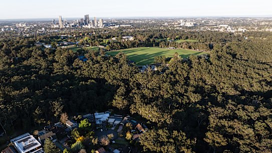 Parramatta Council wants to create a formal bike and walking path along Hunts Creek to Lake Parramatta through the northern edge of The King’s School.