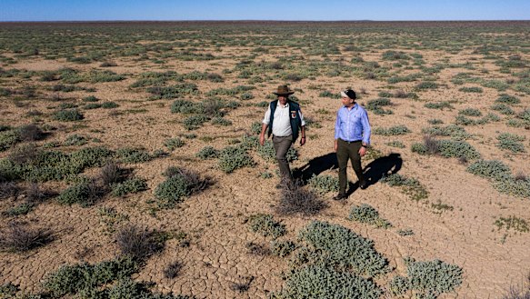 NSW Environment Minister, Matt Kean (right), and Jaymie Norris from the NSW National Parks and Wildlife Service, on Narriearra in far north-west NSW.