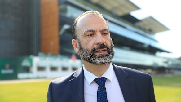 Racing NSW chief executive Peter V'landys wants the Melbourne Cup to be moved.